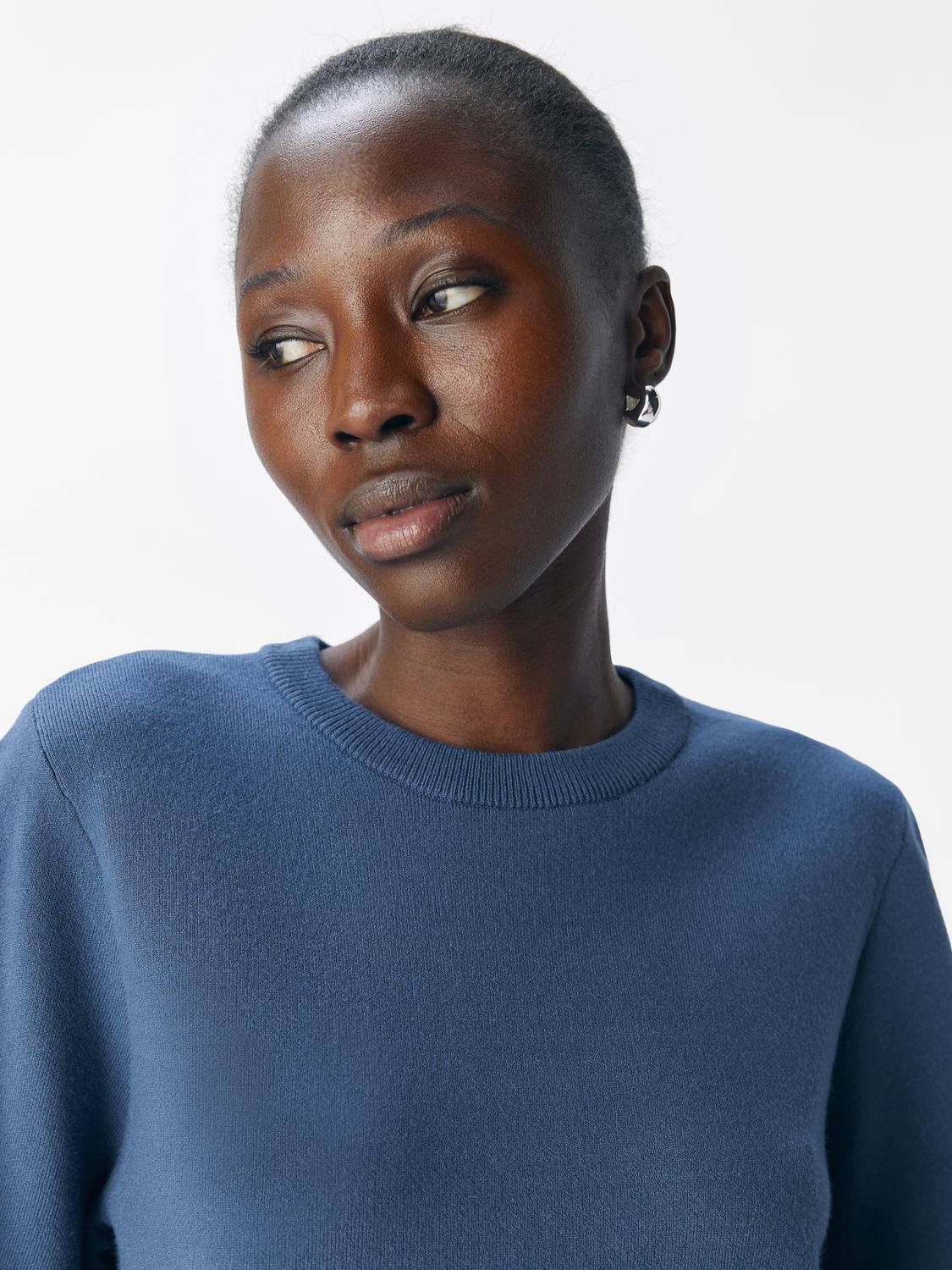 model_shot-detail